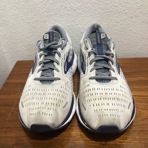 Brooks Men's US 11 (4E) Ghost 13 running shoe